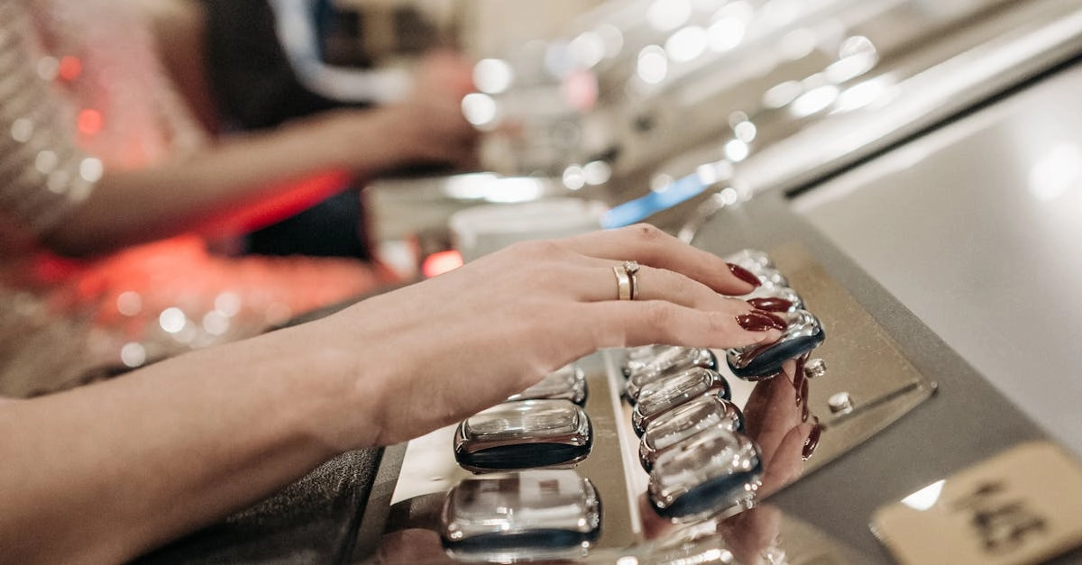 Игровой автомат Gates of Olympus 1000 с античной тематикой